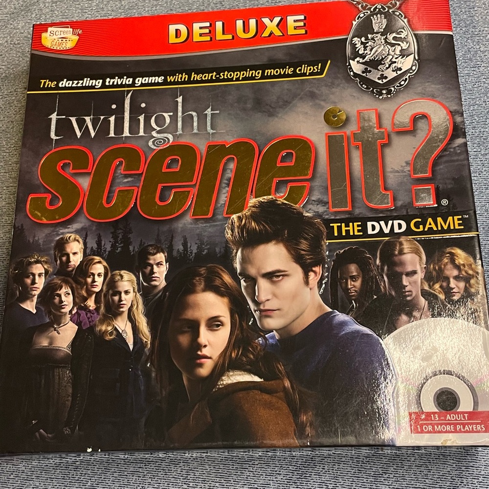 Twilight Scene It Deluxe DVD Trivia Board Game READ DESCRIPTION